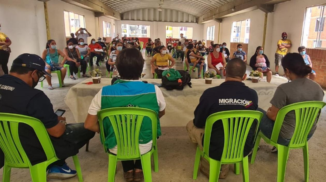 La Alcaldía lleva sus funcionarios y servicios a Las Gardenias, Villas de San Pablo y próximamente a Villas de la Cordialidad, los proyectos de viviendas gratis.