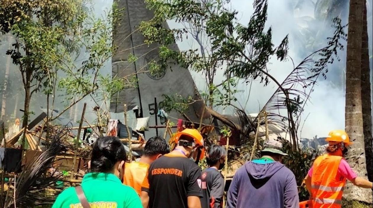 En el interior del aparato accidentado viajaban soldados al archipiélago de Jolo, en el suroeste de Filipinas.