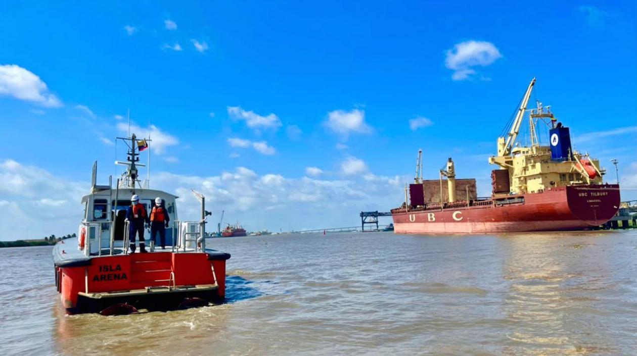 Las operaciones en el puerto cada vez son más limitadas.