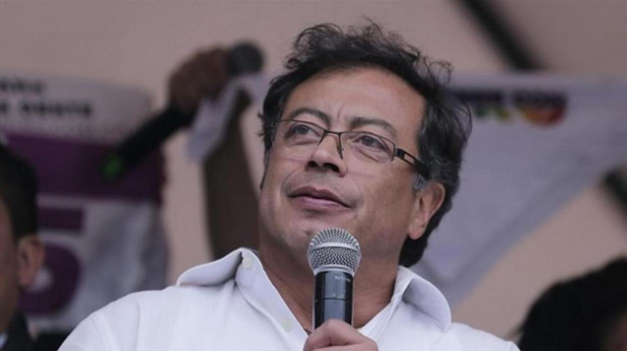 El senador de la República, Gustavo Petro.