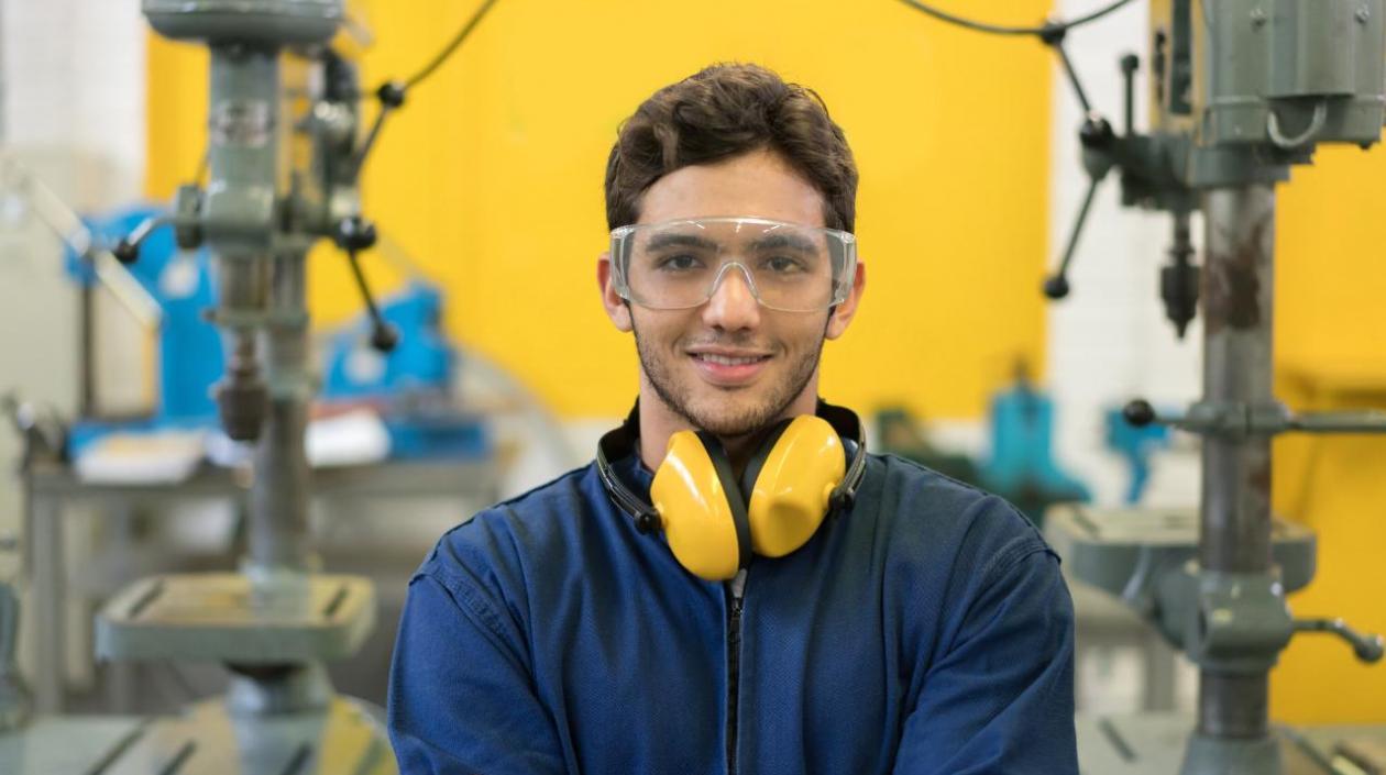 Puede postularse a las vacantes en la página de la  Agencia Pública de Empleo.