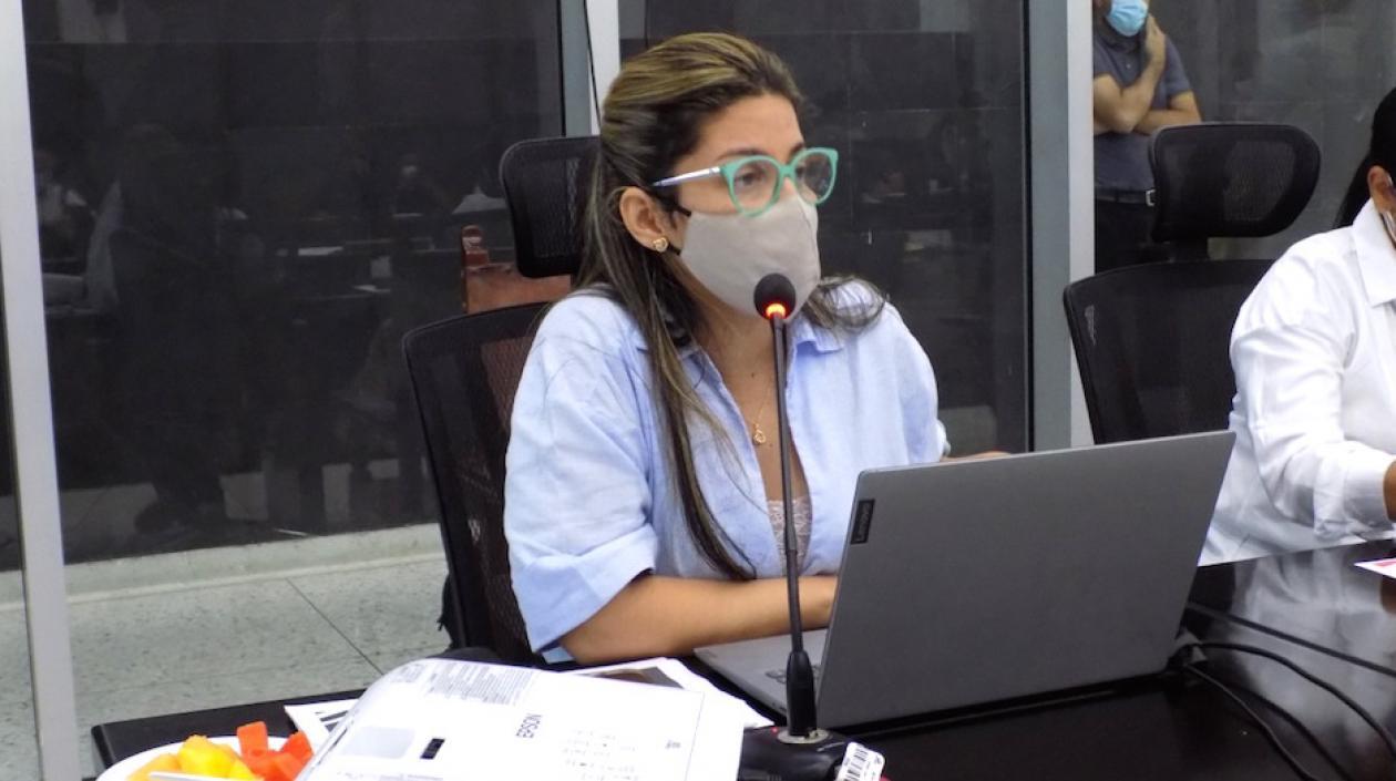 María Catalina Ucrós, Secretaria de Educación del Atlántico.