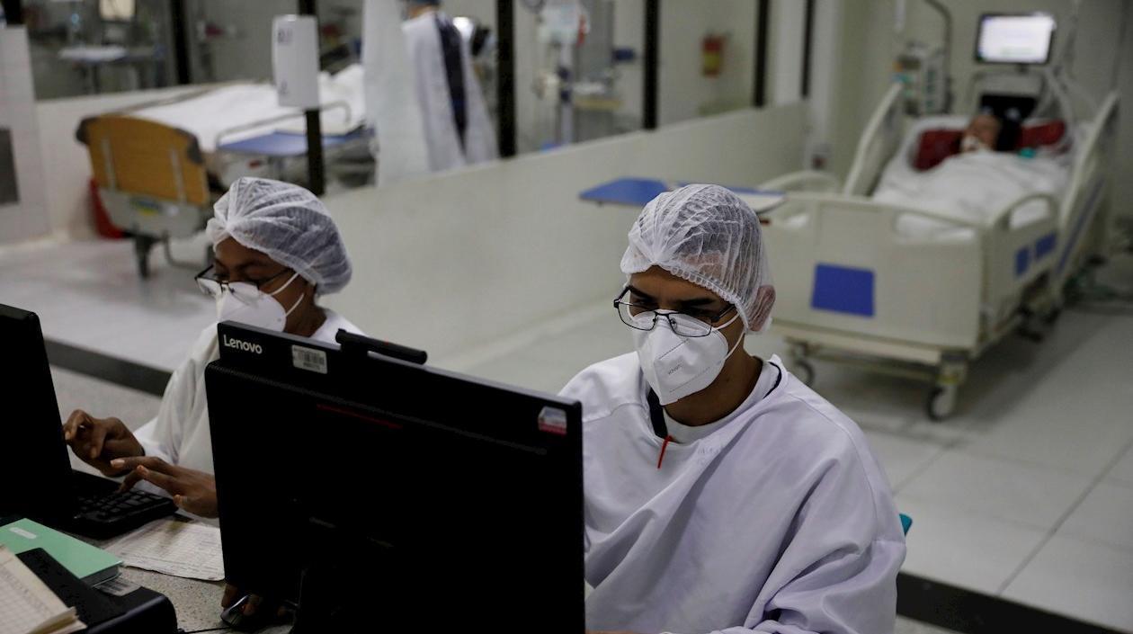 Una UCI de Covid-19 de un hospital colombiano.