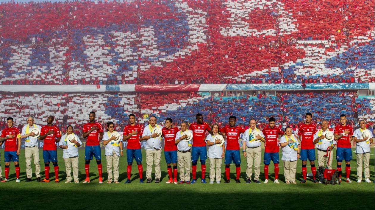 Las tribunas del Atanasio Girardot volverán a tener hinchas. 