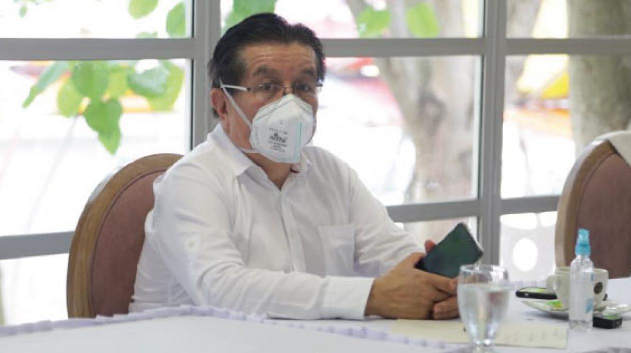 Ministro de Salud, Fernando Ruíz