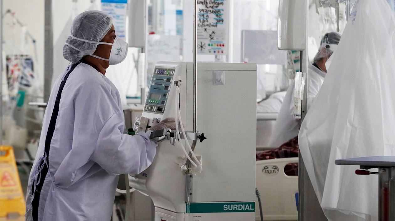 Las UCI en Colombia bajaron un buen porcentaje de ocupación, aunque siguen altas.