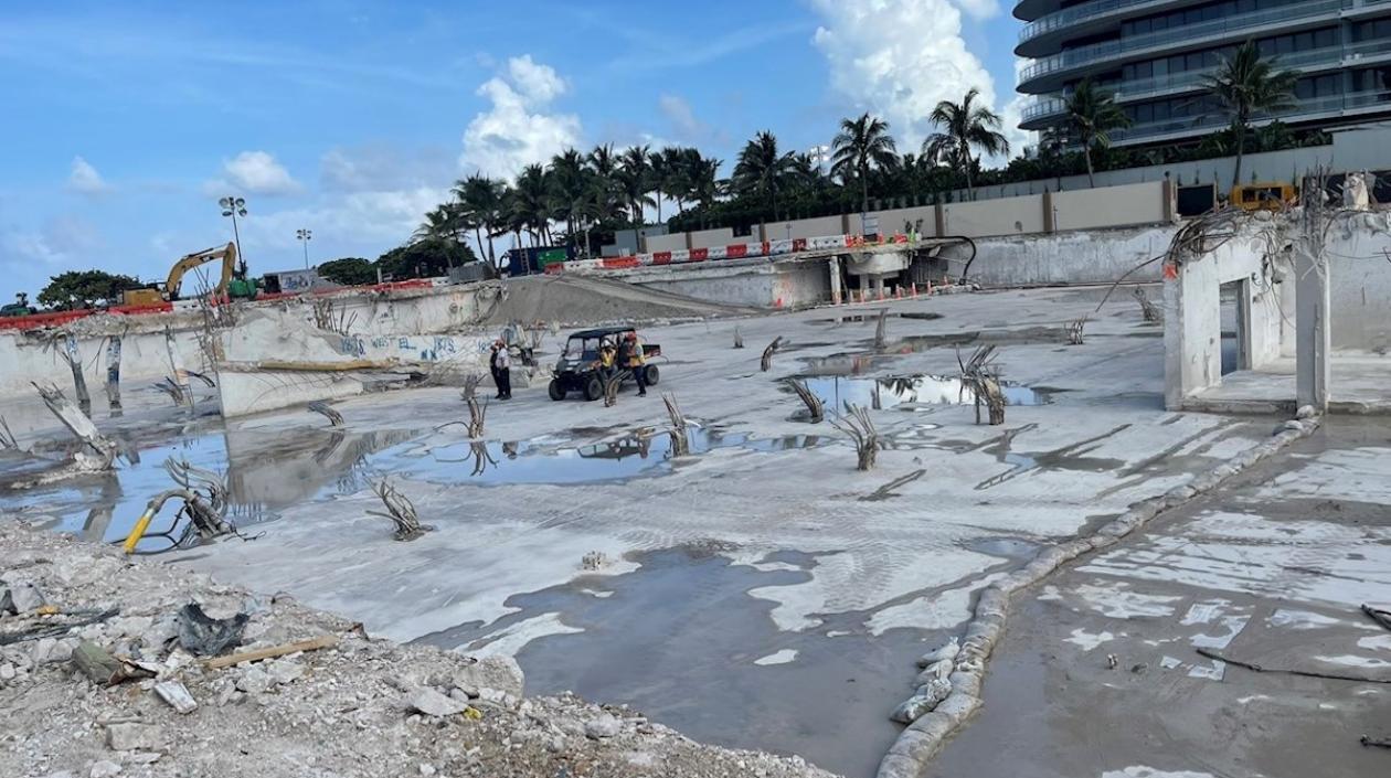 Lugar donde antes había una montaña de escombros en Florida.