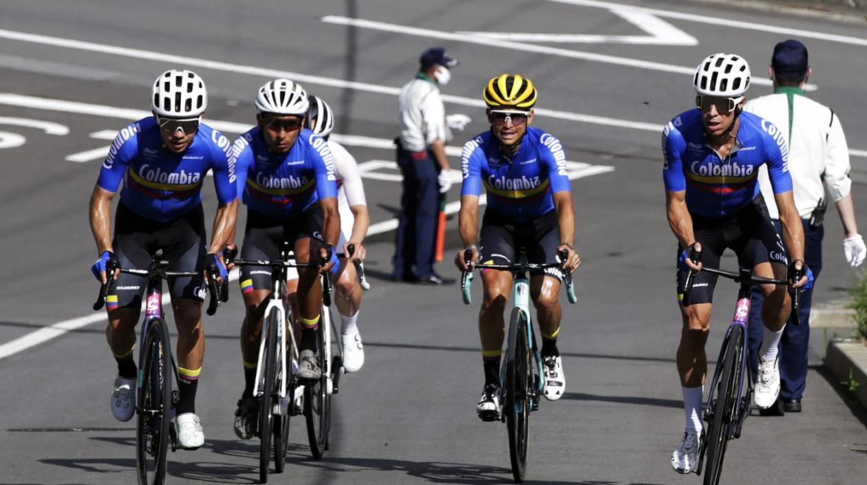 Sergio Higuita, Nairo Quintana, Esteban Chaves y Rigoberto Urán. 
