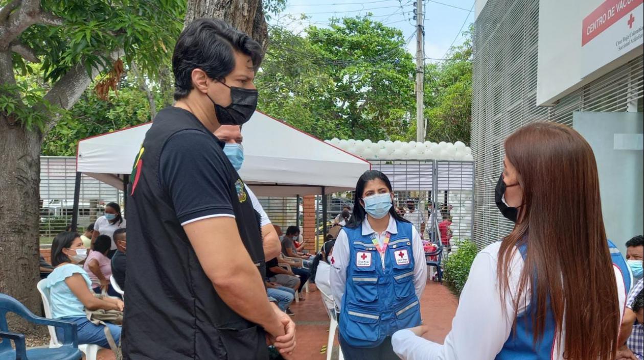 Cruz Roja se une a campaña de vacunación contra el Covid-19 a mujeres gestantes.