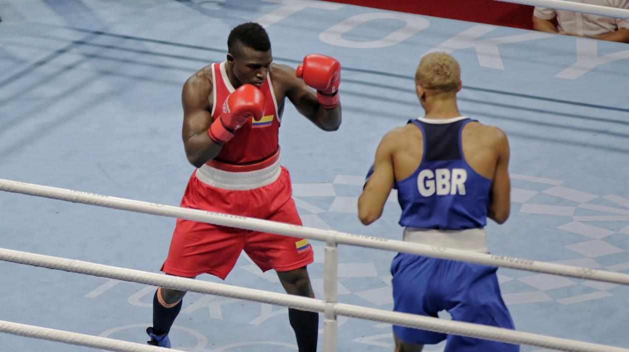 Jorge Luis Vivas en su combate ante Benjamin Wittatker.