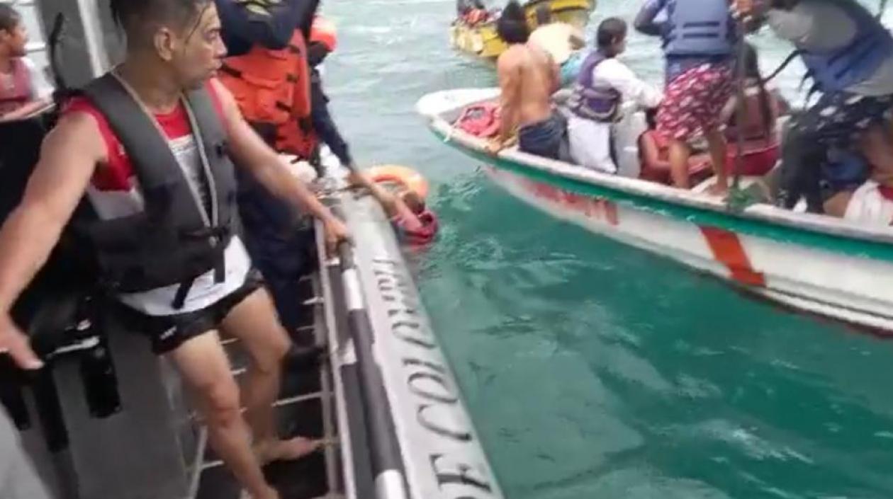 Rescate entre El Rodadero y Playa Blanca.