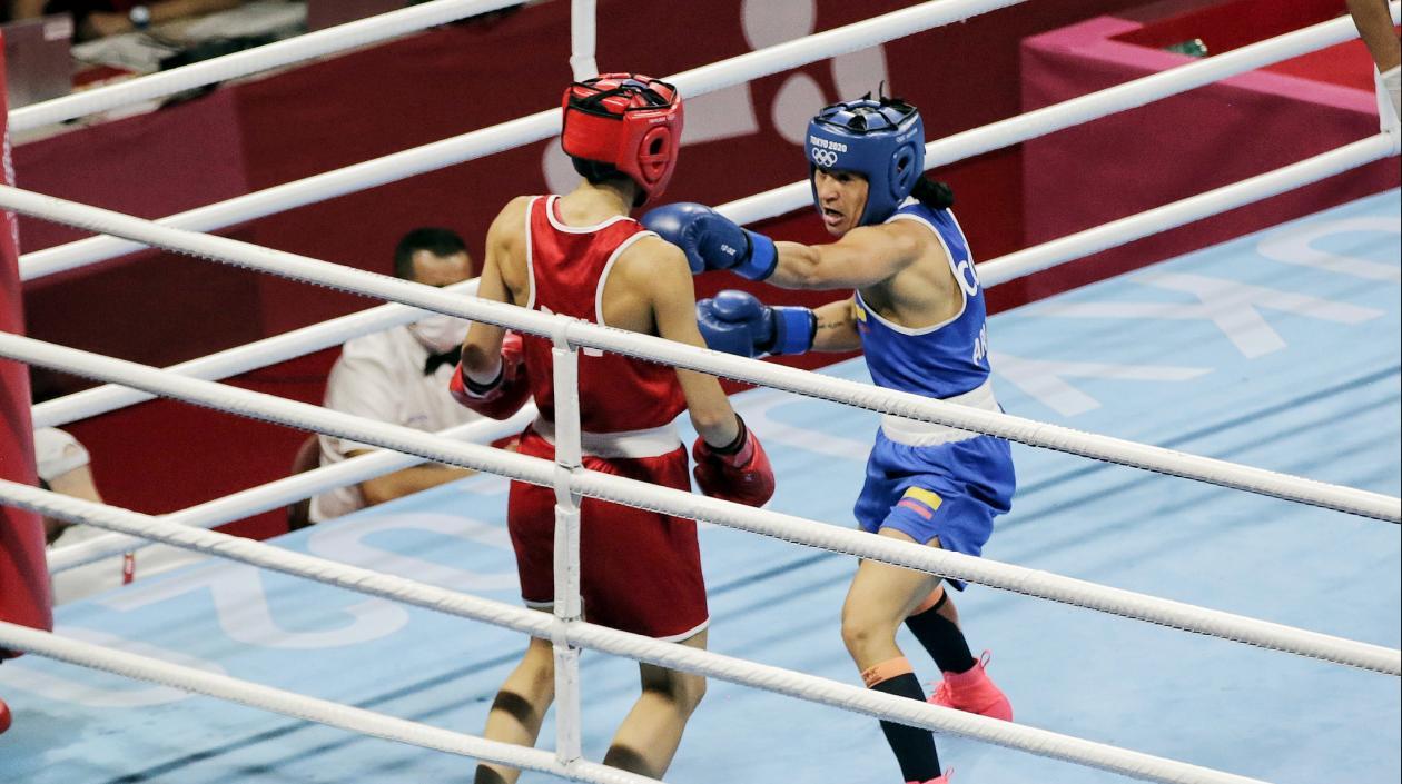 Yeni Arias, boxeadora colombiana. 