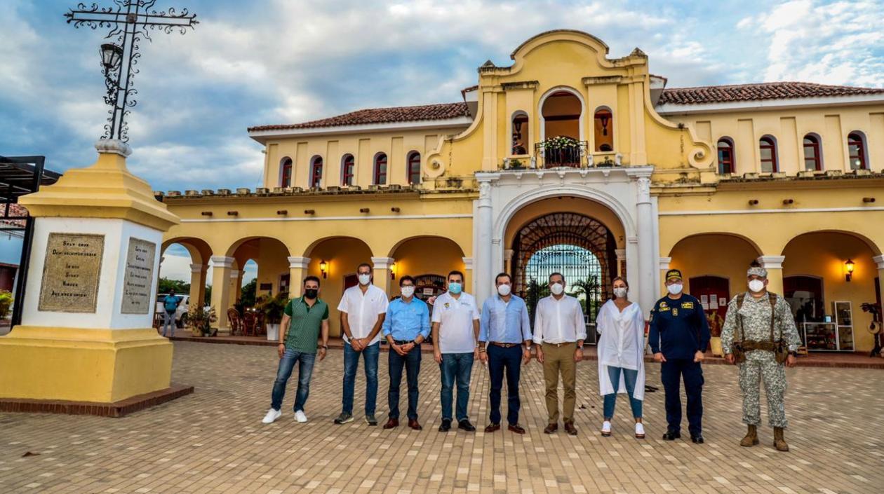Comitiva que partió desde Mompox.