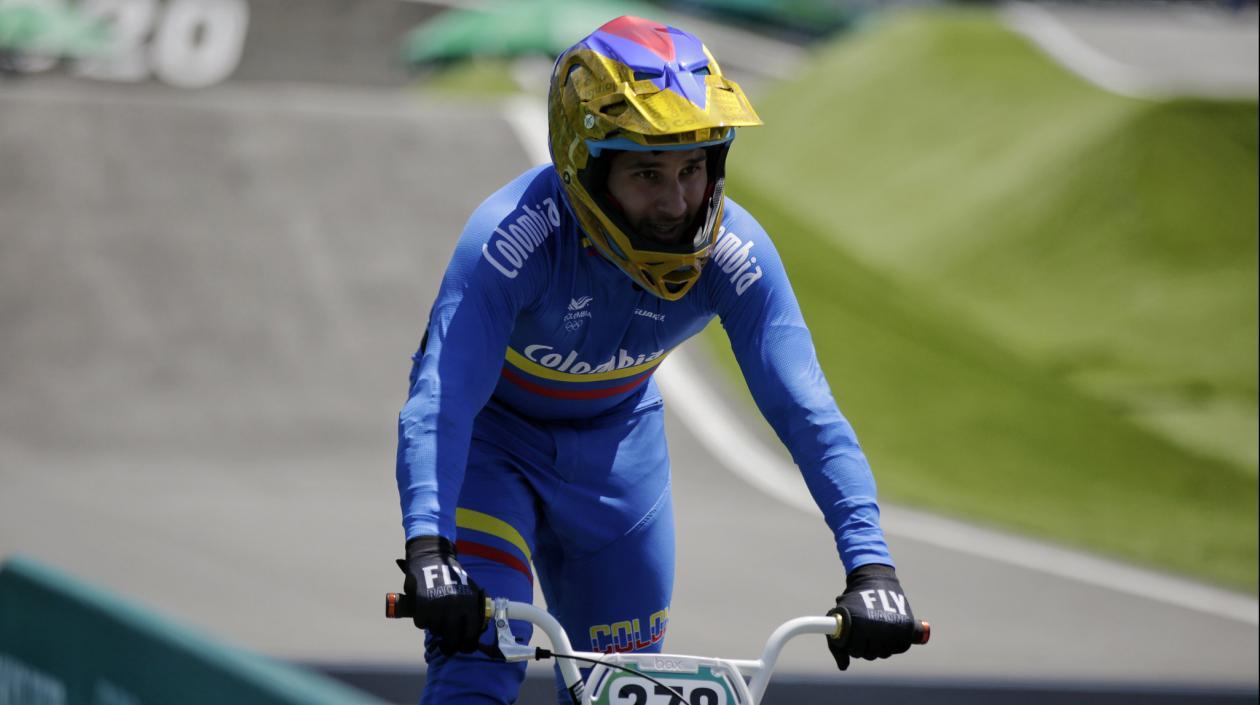 Carlos Ramírez, piloto colombiano. 