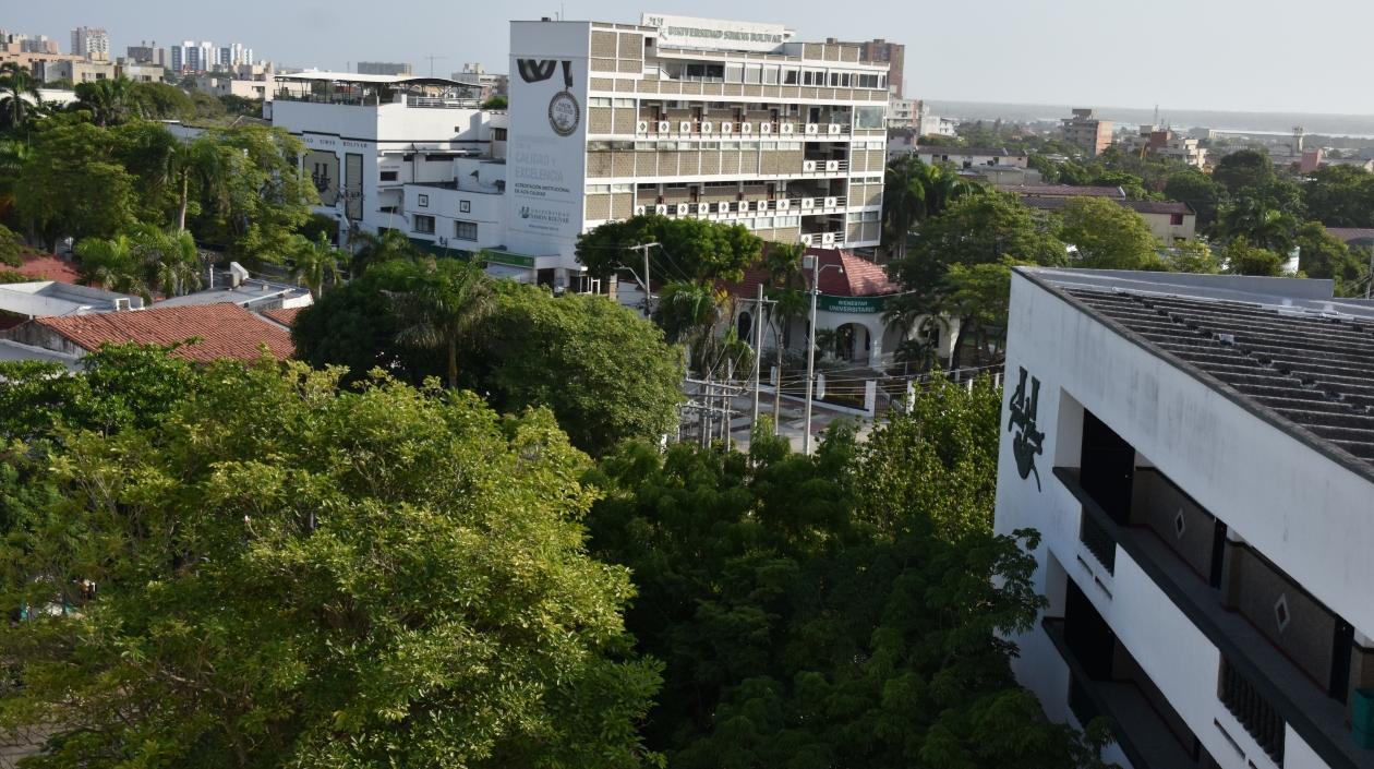 Fachada de Universidad Simón Bolívar.