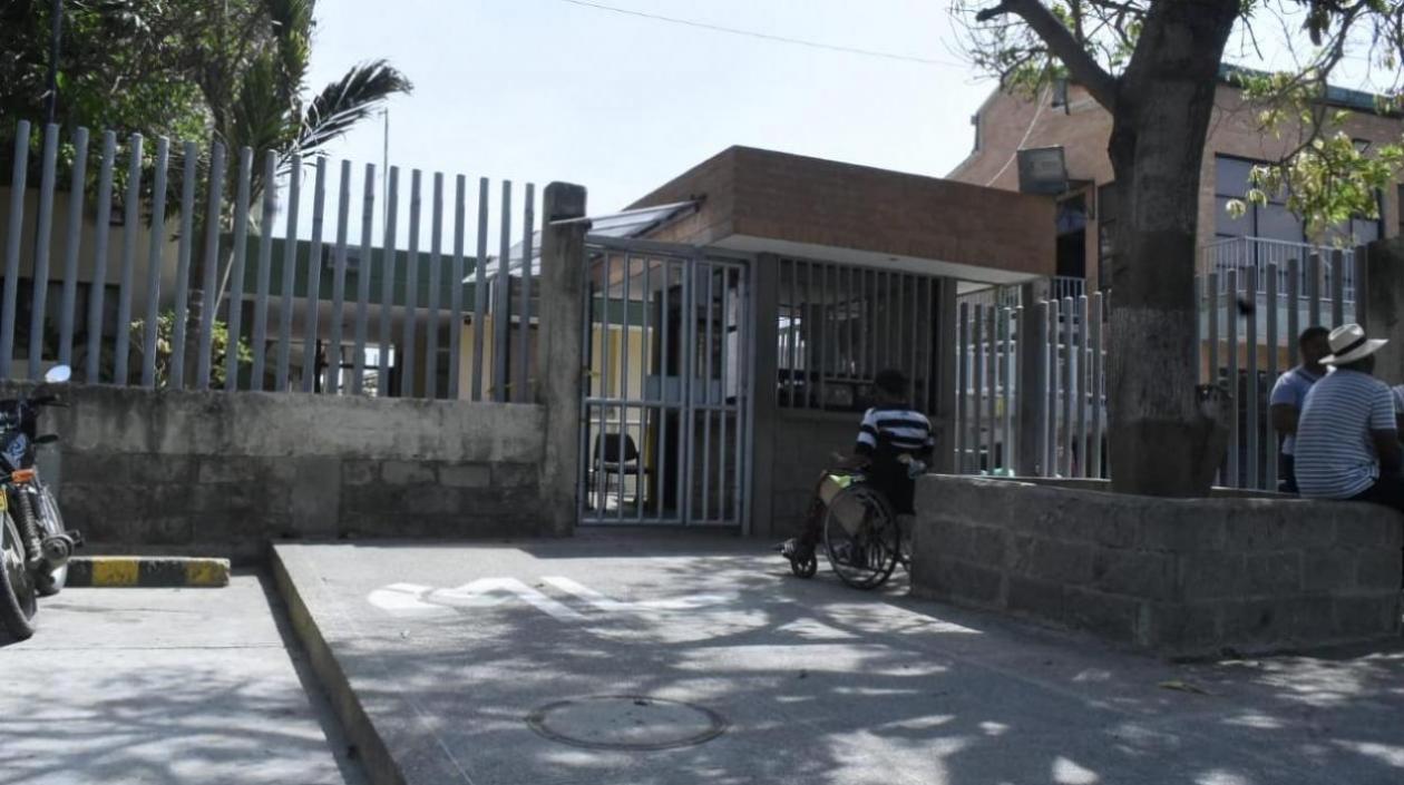 El cuerpo del extranjero fue llevado a Medicina Legal. 