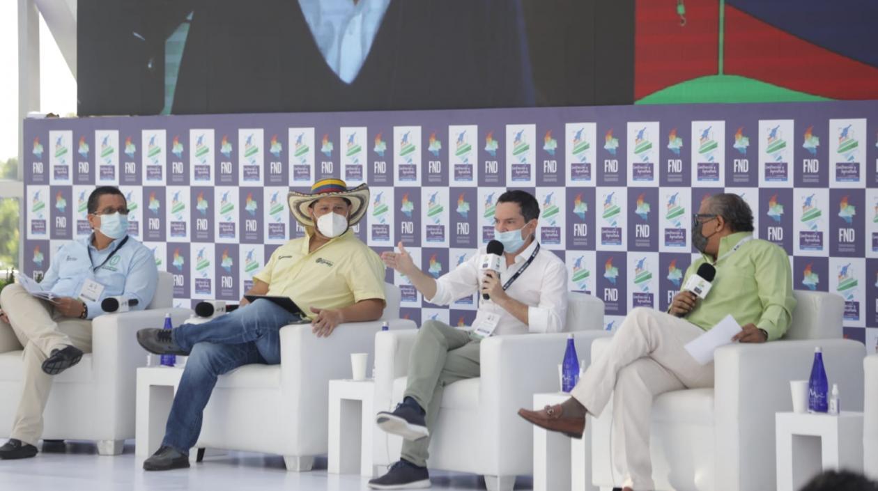 Panel intersectorial "Potencial y herramientas del agro en la recuperación económica y social del Caribe".