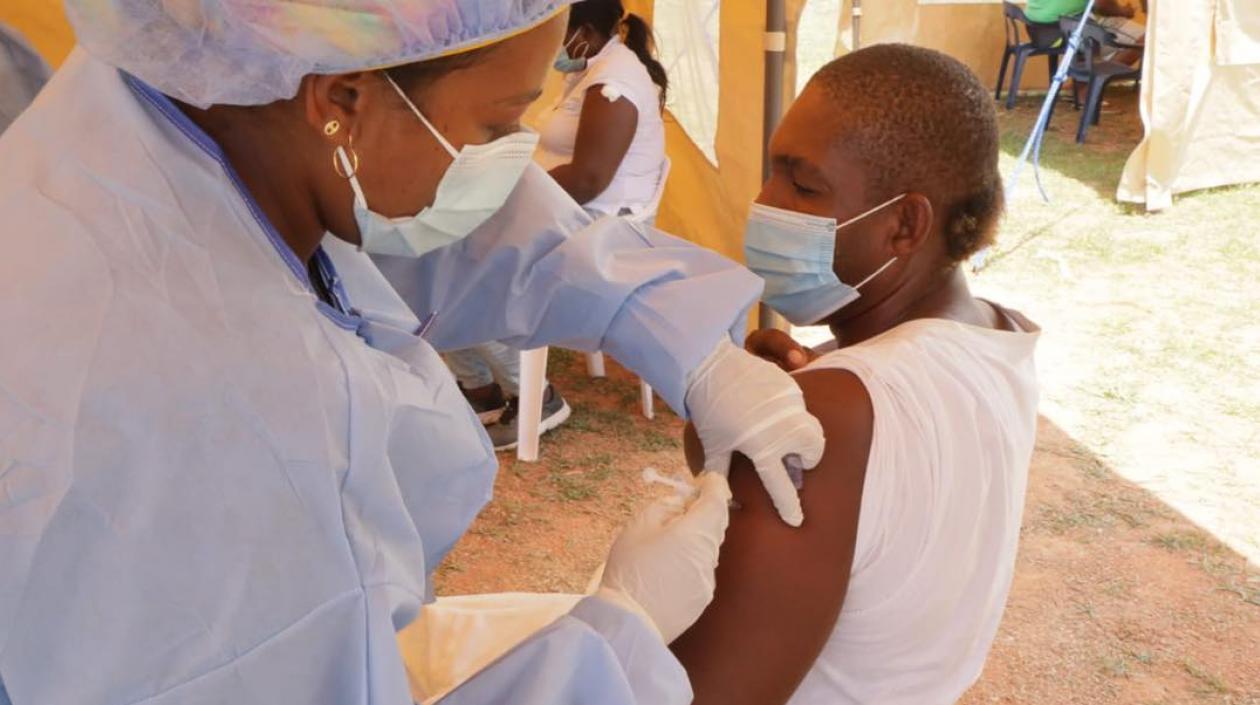 Invitación a completar el esquema de la vacunación contra el Covid-19 hizo el Ministerio de Salud en la isla.