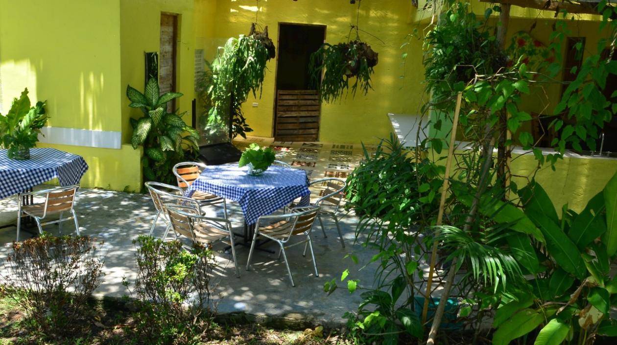 La Casita Amarylla tiene activas sus cuentas en Instagram y Facebook si quiere más información.