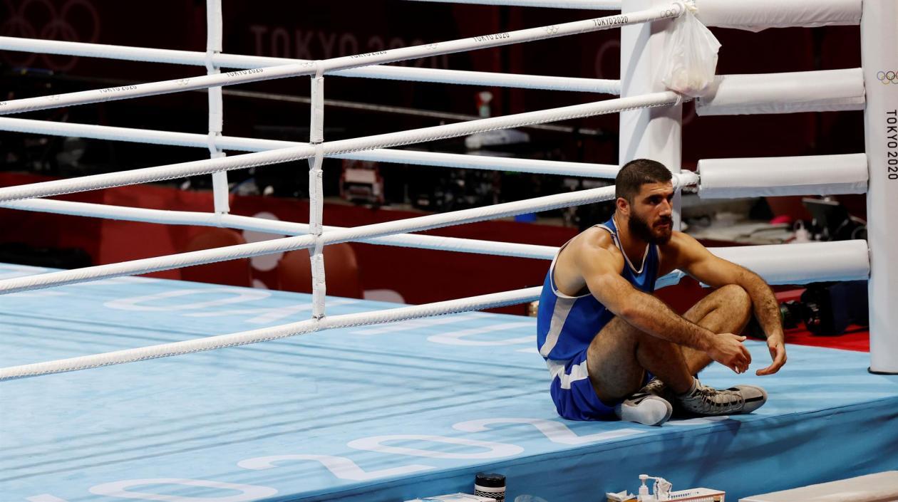 Mourad Aliev durante su protesta. 