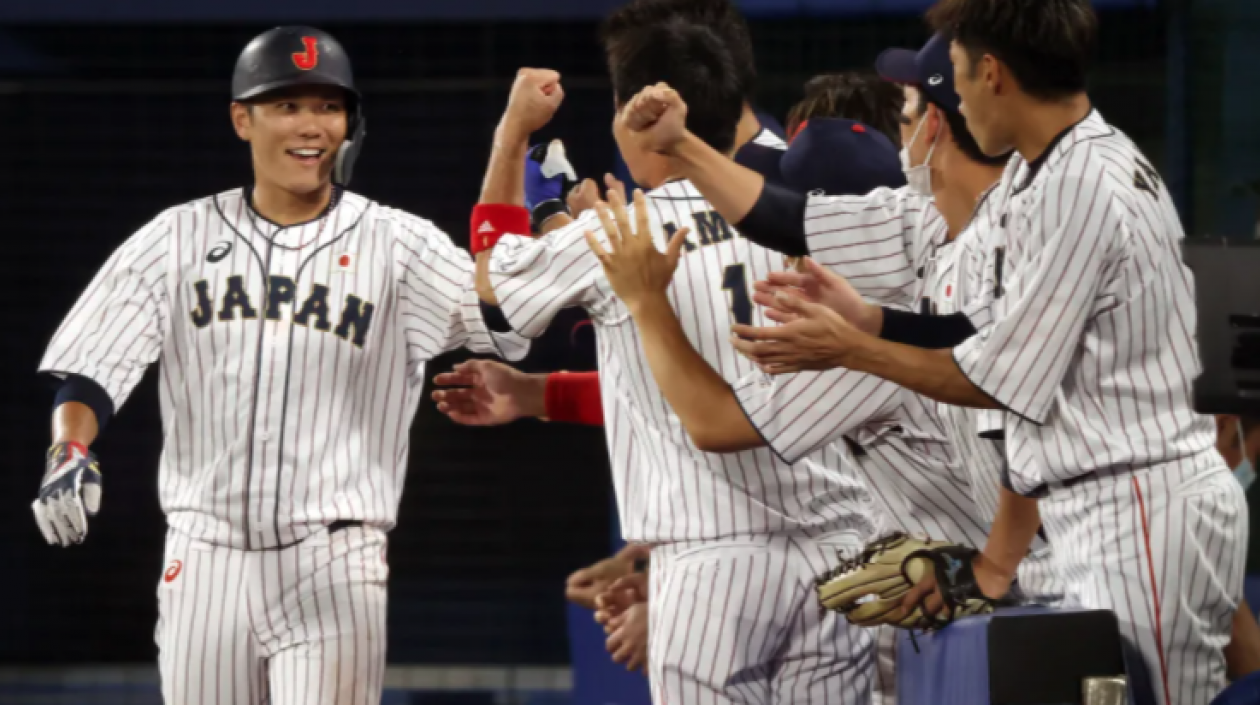 Japón le ganó a Estados Unidos en 10 entradas por 7-6.