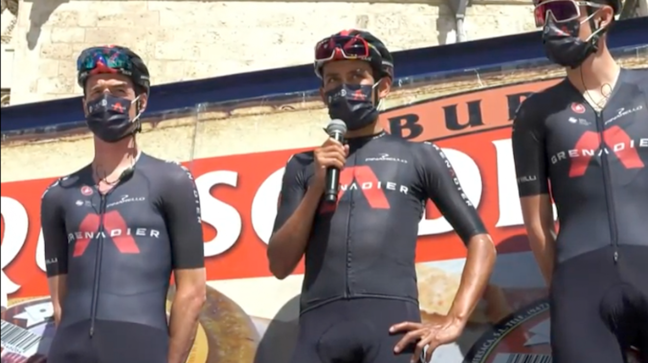 Egan Bernal antes de tomar la salida en la Vuelta a Burgos.