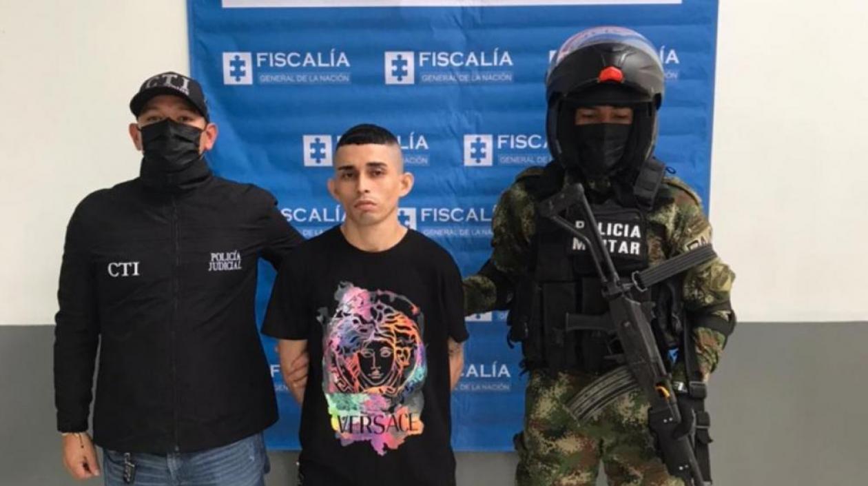 Carlos Alberto Camaño González.