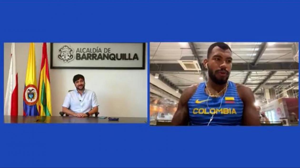 El Alcalde Jaime Pumarejo y el atleta Anthony Zambrano.