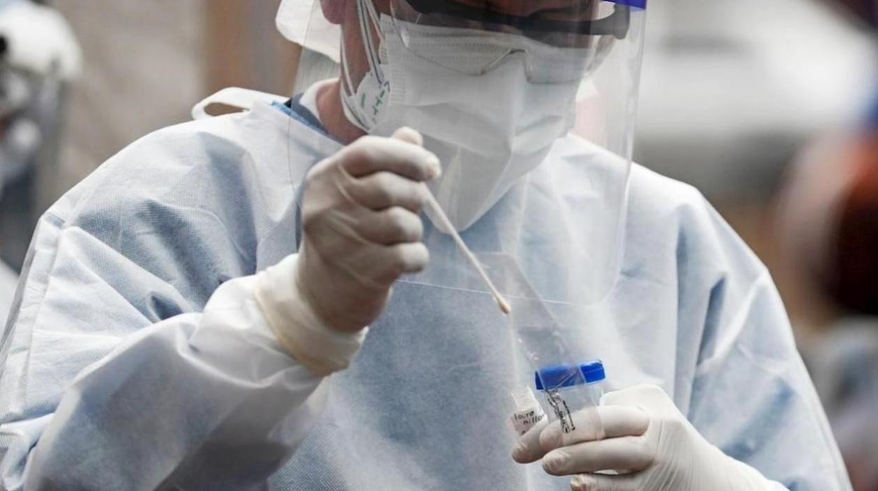 Los laboratorios de Colombia procesaron 54.948 pruebas buscando casos de Covid-19.