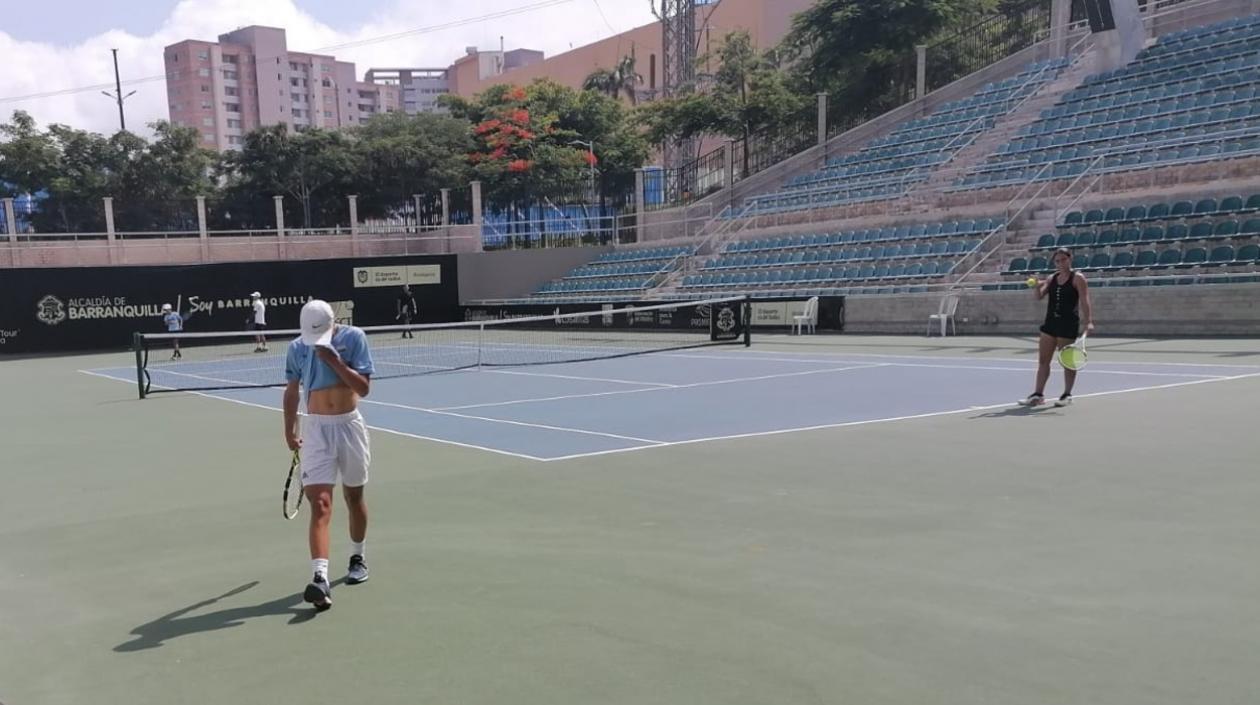 Jugadores durante la jornada de este martes. 