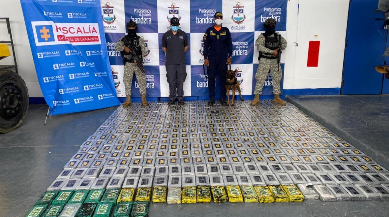 Droga incautada por la Armada y el CTI de la Fiscalía. 