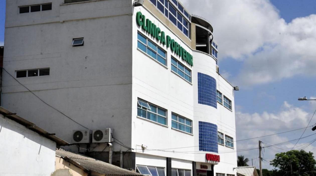 La víctima llegó sin signos vitales a la Clínica Porvenir.