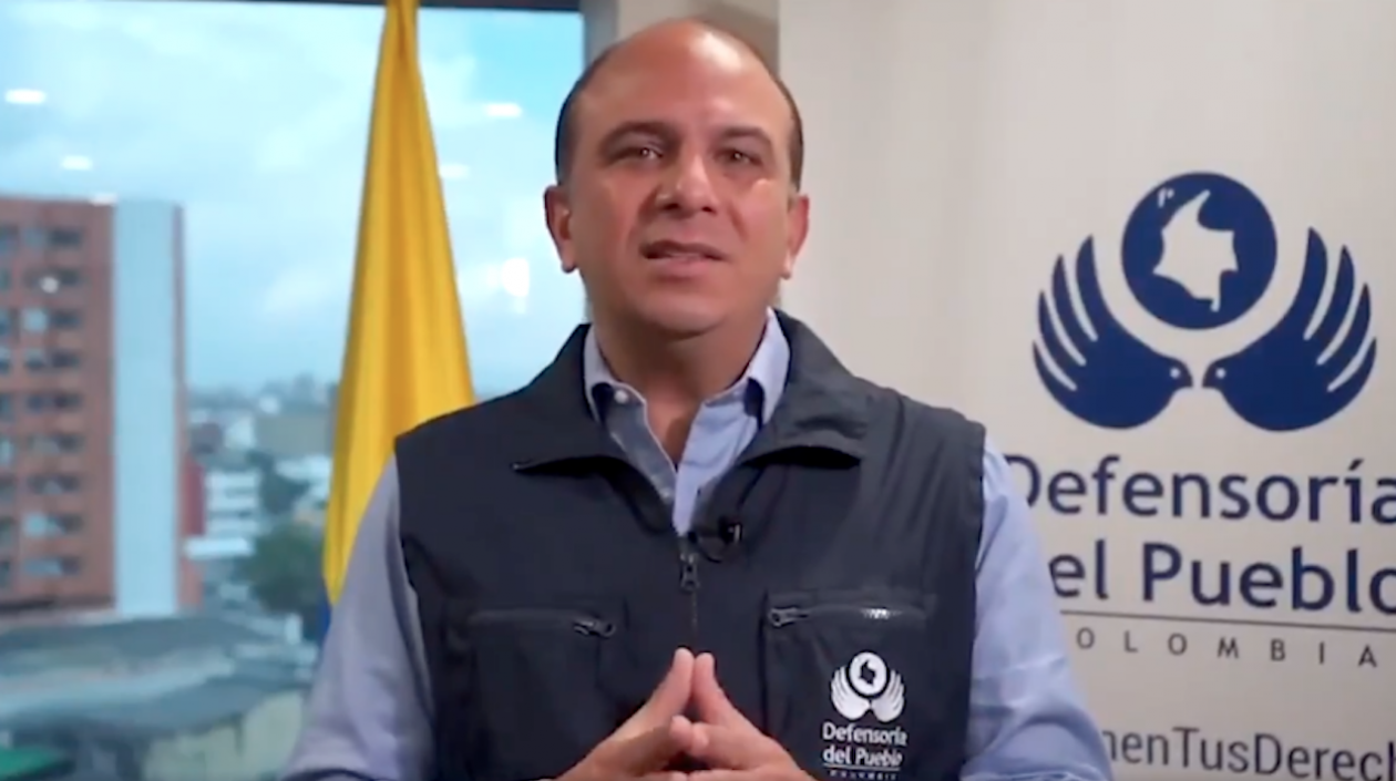 Defensor del Pueblo, Carlos Camargo.