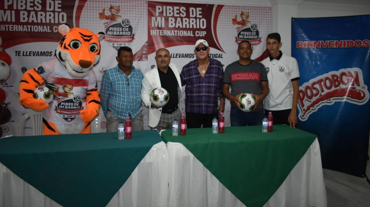 Directivos del torneo Pibes de Mi Barrio. 