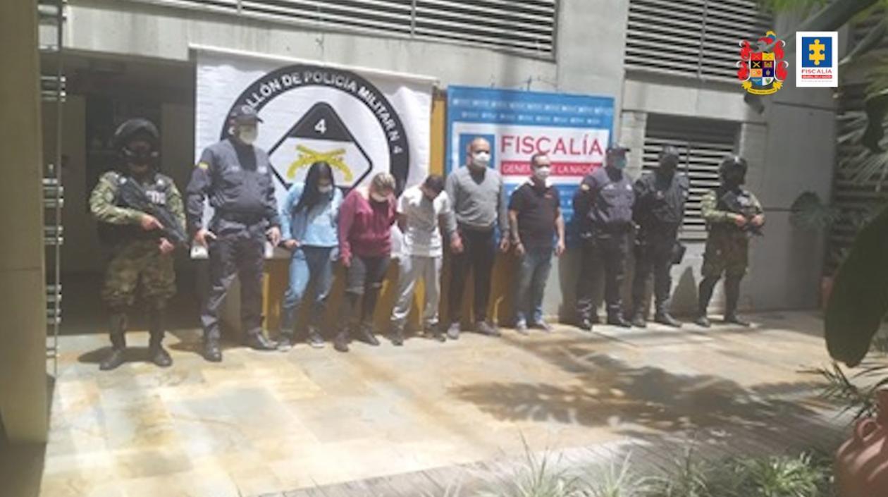 Los capturados por la millonaria estafa.