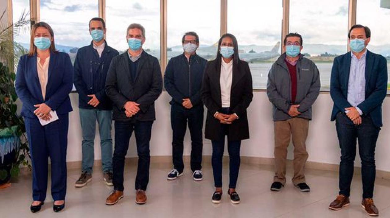 Ministros que viajan a Corea del Sur