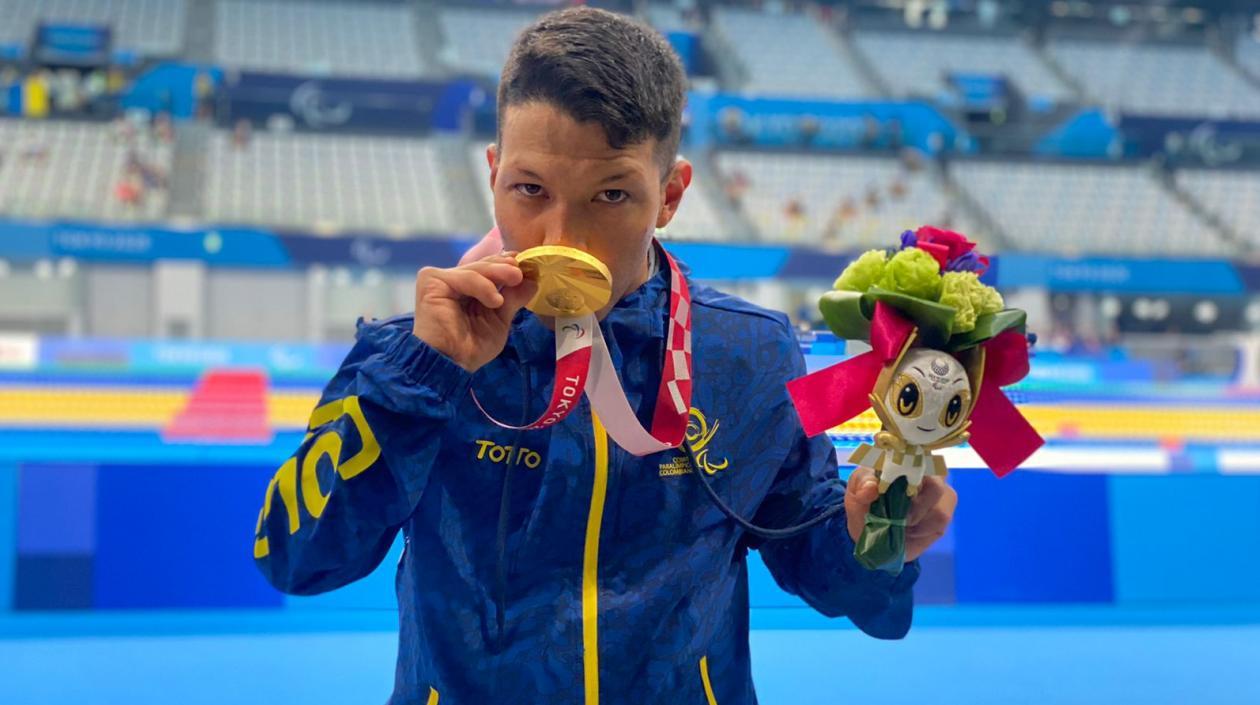 El nadador Nelson Crispín Corzo.