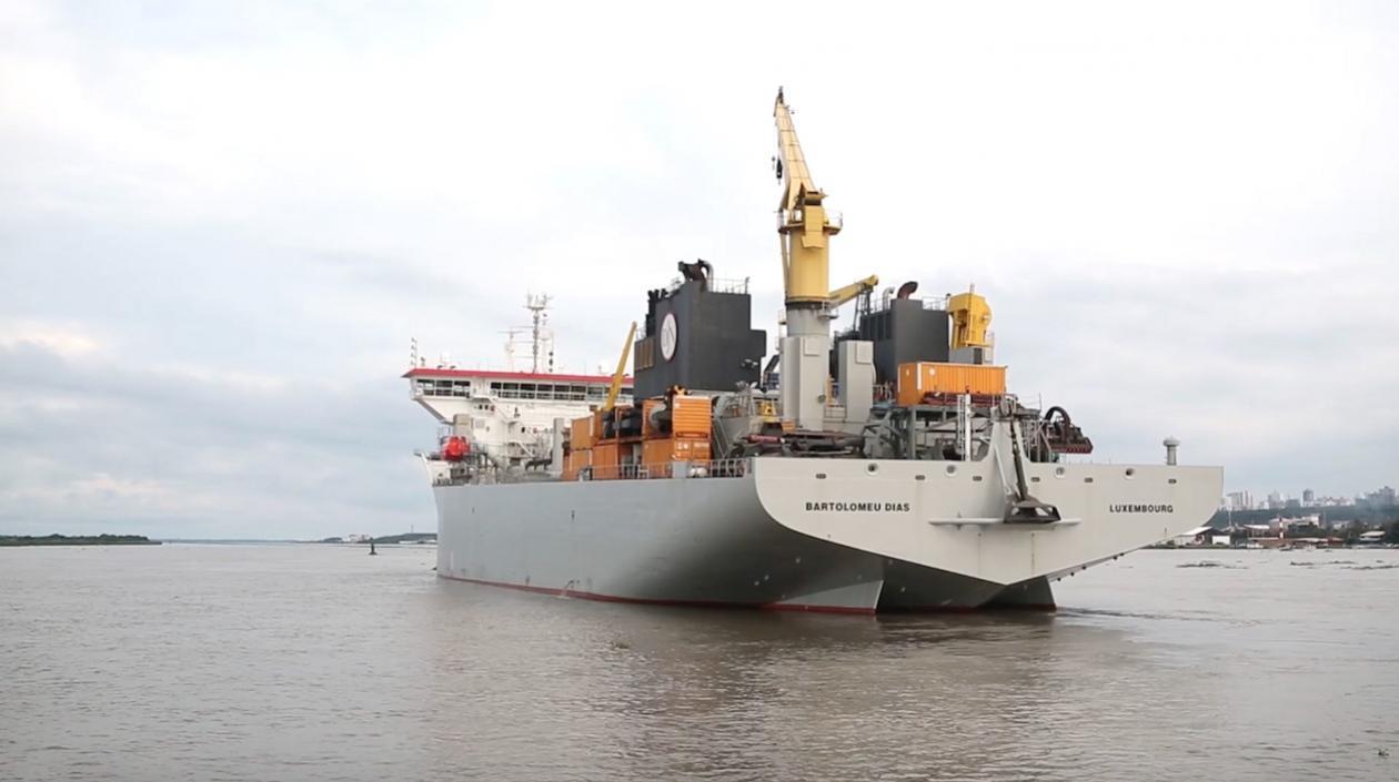 La draga 'Bartolomeu Dias', otra vez en el puerto de Barranquilla.