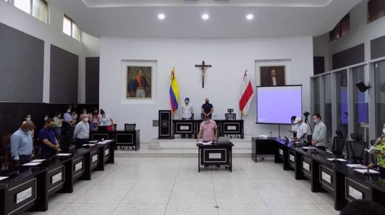 Los diputados en una sesión de la Asamblea del Atlántico.