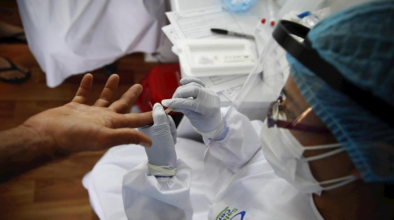 Siguen las pruebas en los parques en Barranquilla para detectar el coronavirus.