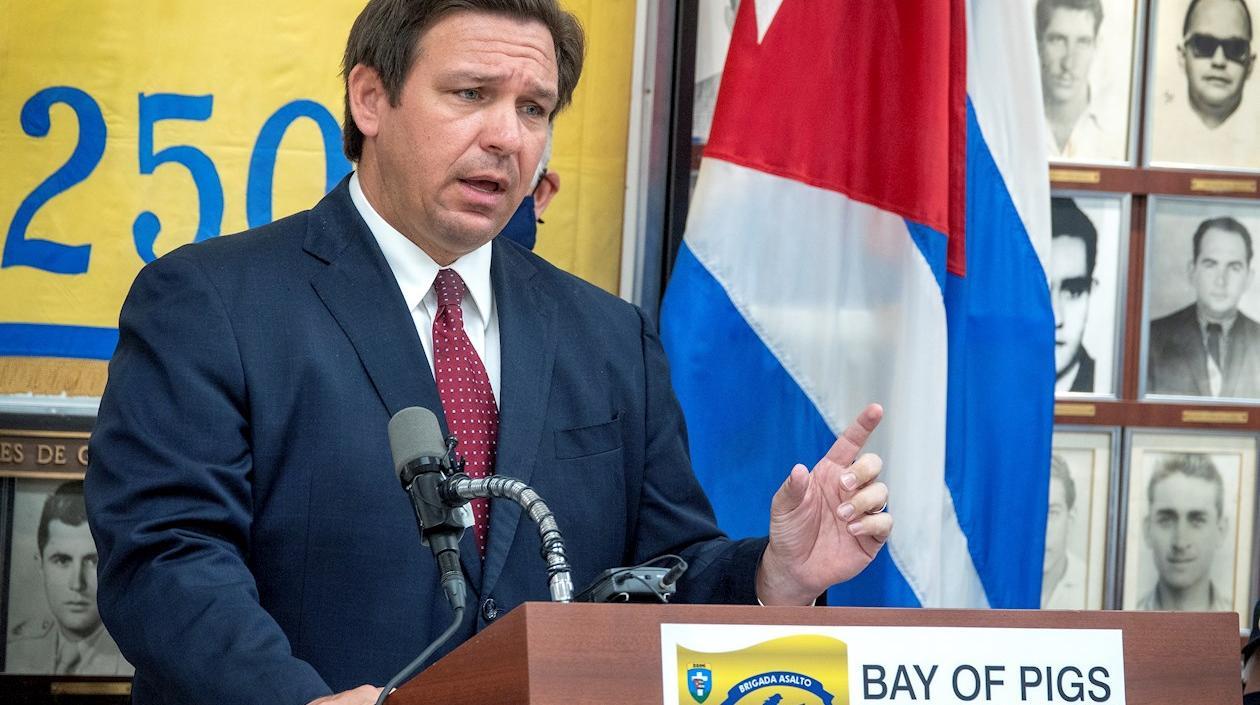 Gobernador de Florida (EE.UU.), Ron DeSantis. 