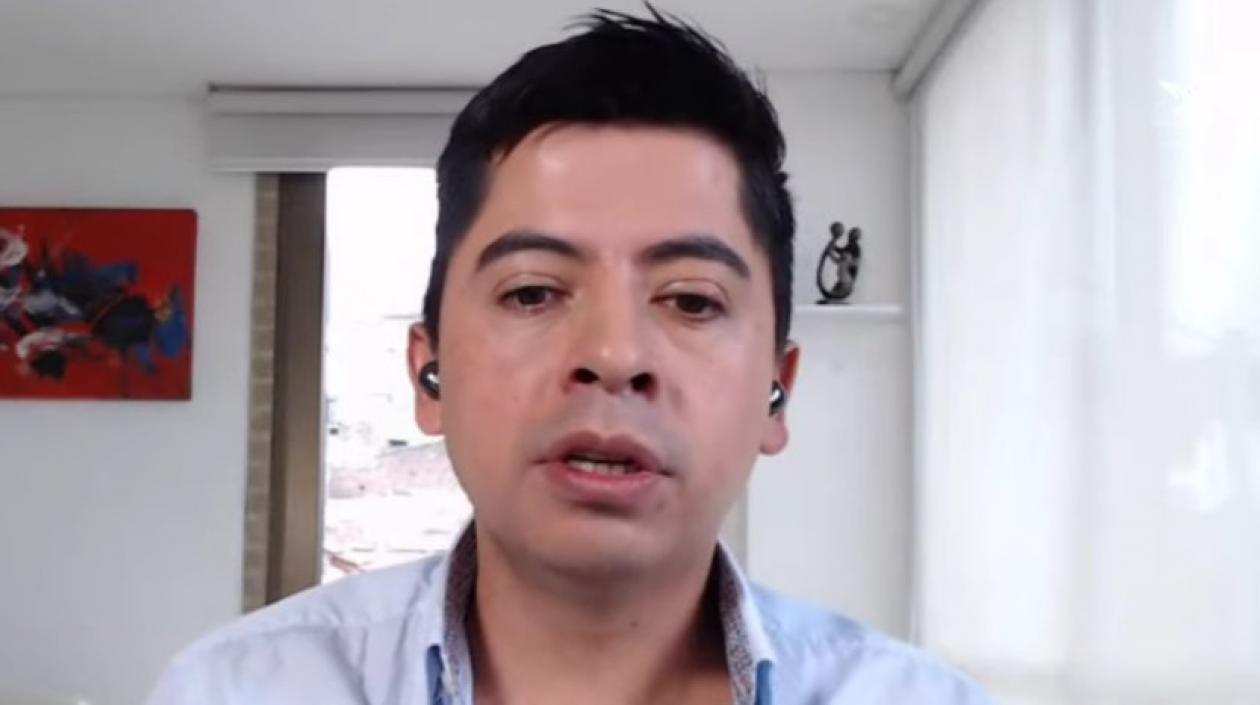 Subdirector de Pares, Ariel Ávila.