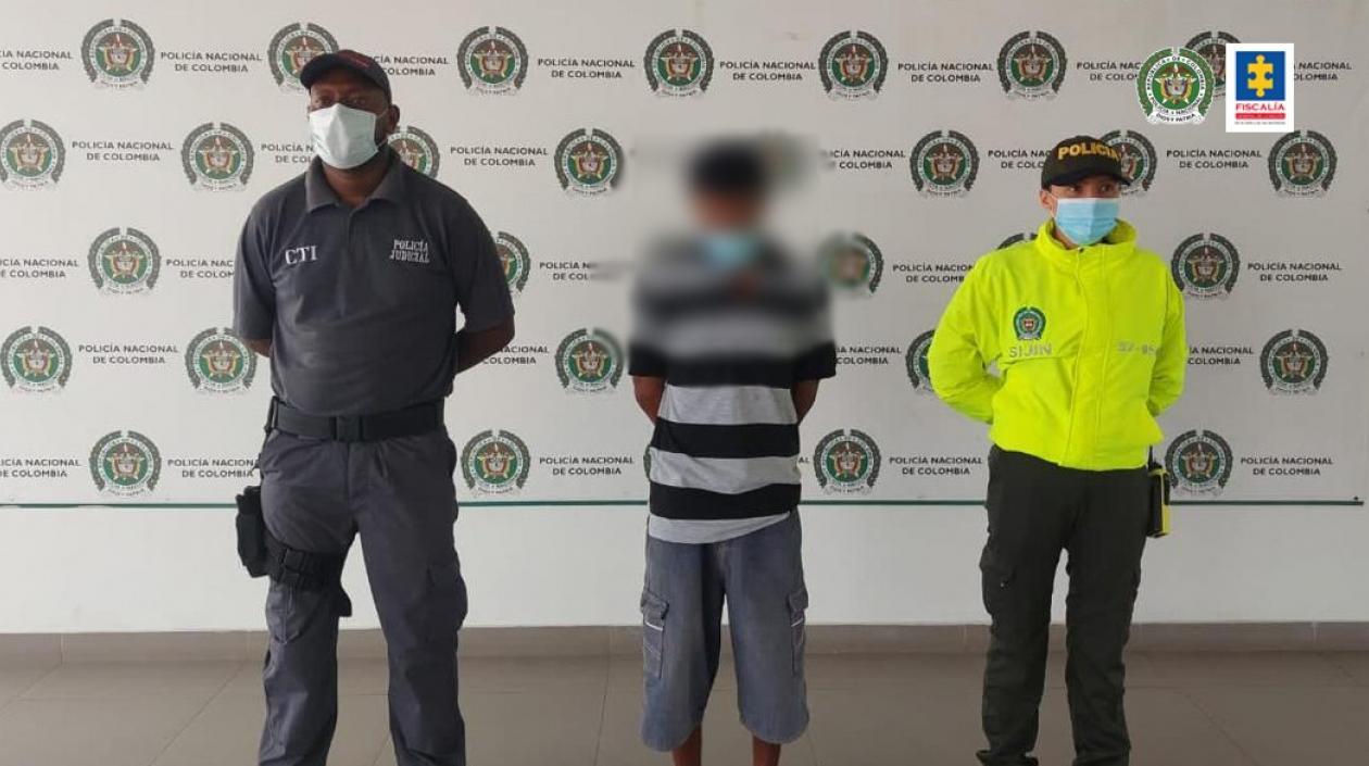 El hombre fue capturado por el CTI y la Policía. 