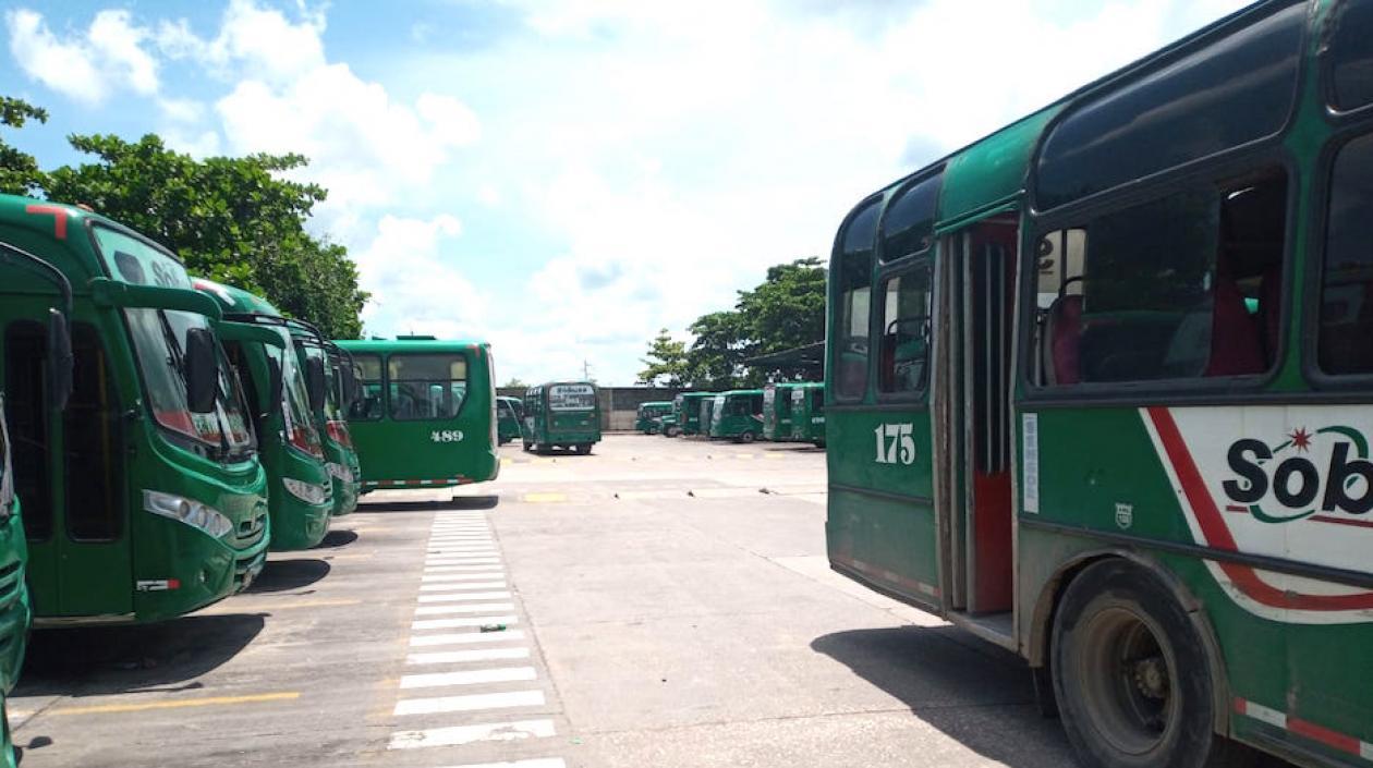 La flota de Sobusa paralizada por las amenazas.