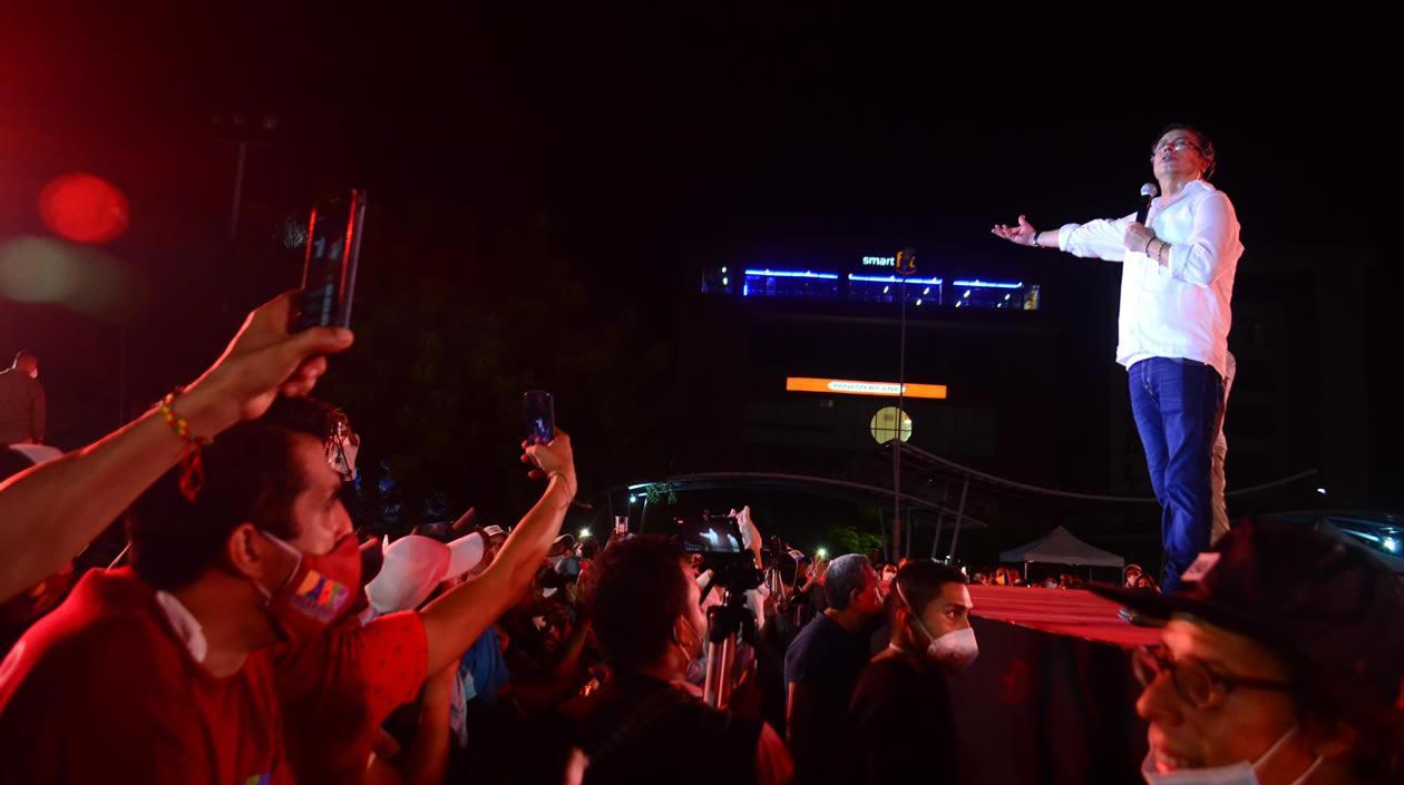 Gustavo Petro en la Plaza de la Paz