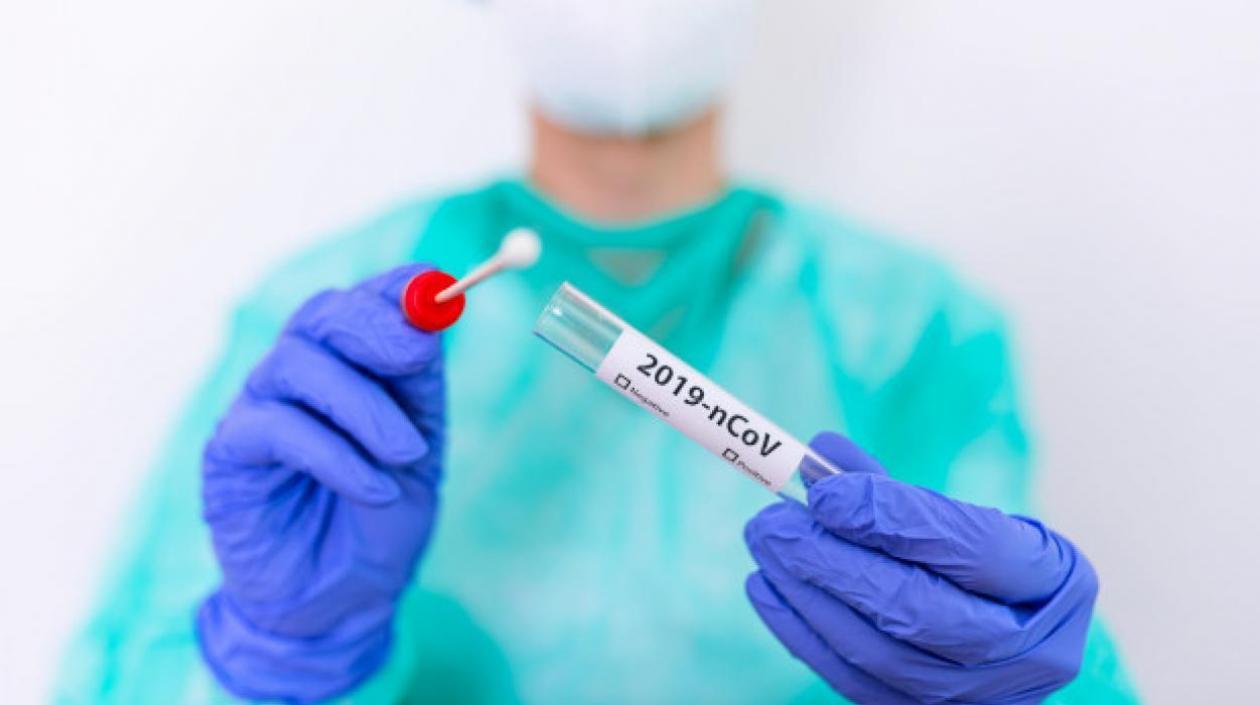 Los laboratorios procesaron 53.446 muestras para detectar casos de Covid-19.