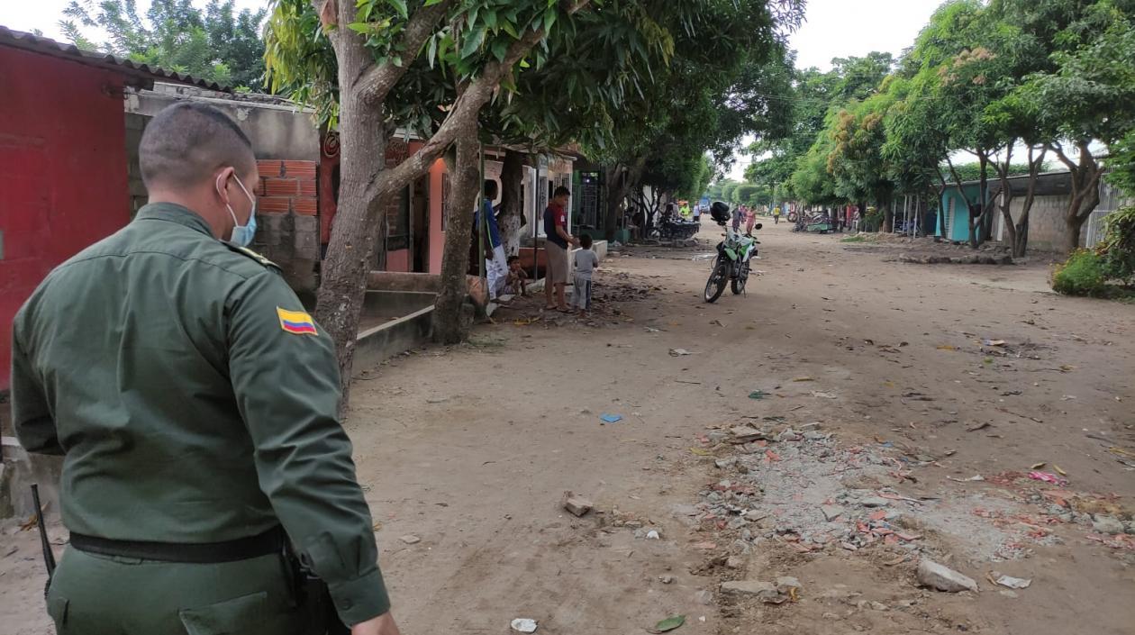 La Policía en el lugar de los hechos en el barrio Ciudad Paraíso.