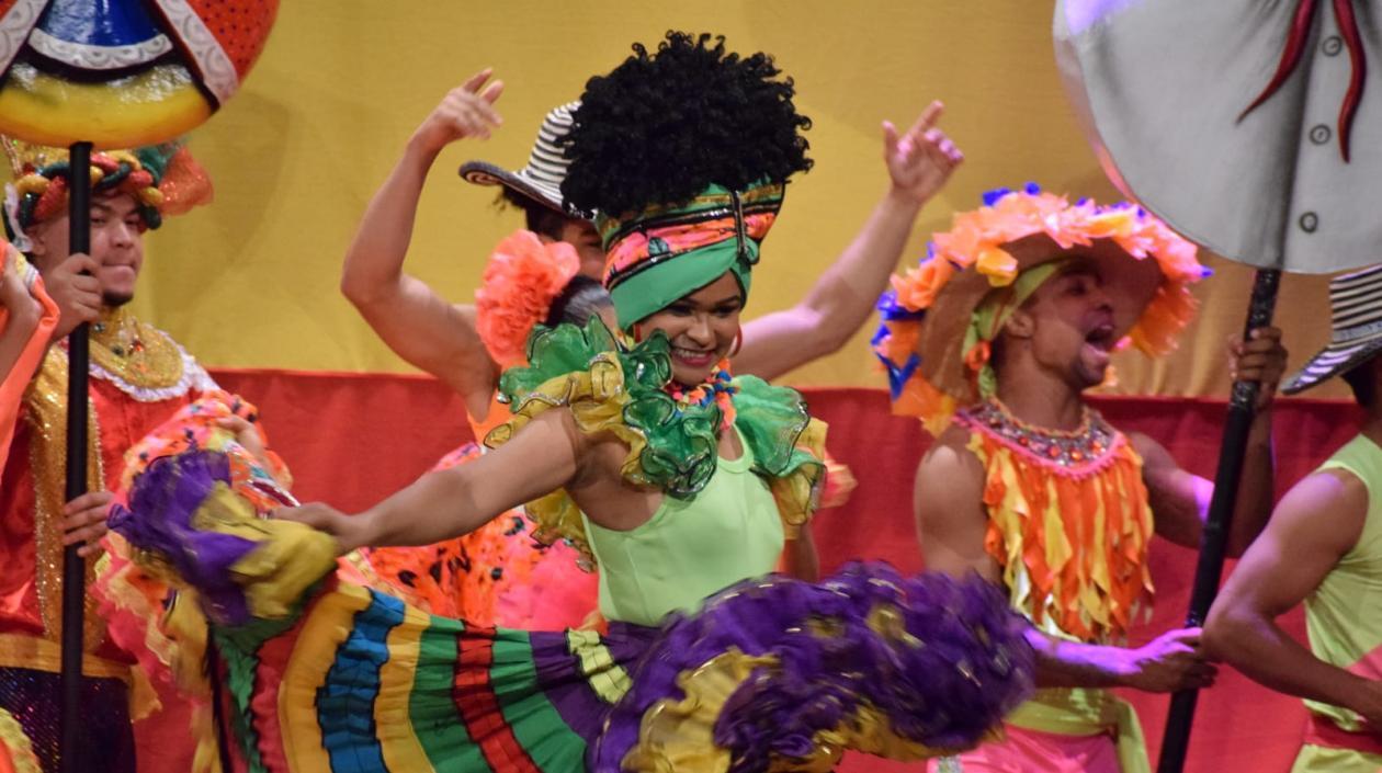 La presentación de las fiestas novembrinas.