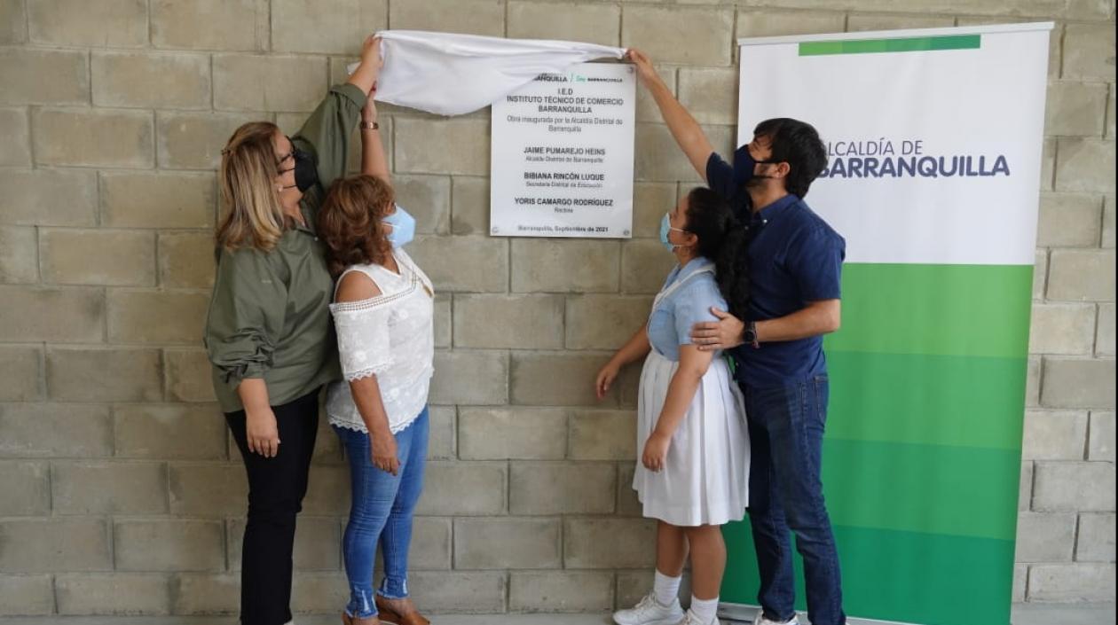 Acto de entrega de la obra.