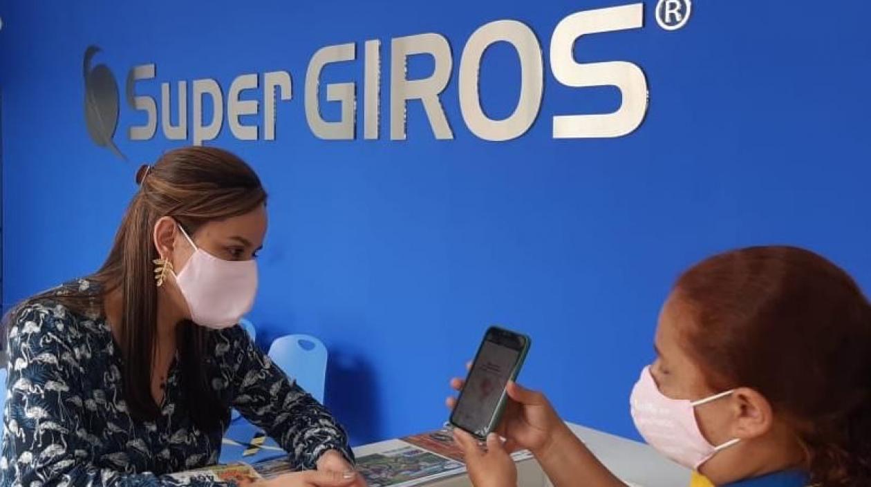 Imagen de la atención de SuperGIROS.